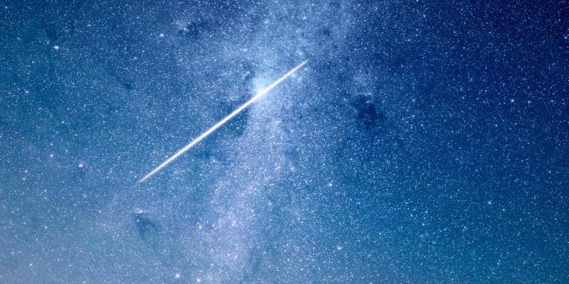 图表分析、交易策略与股票分析：构建稳健投资理财的三维框架