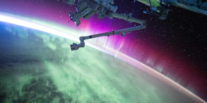 投资理财进阶指南：掌握图表分析、趋势线与K线图三大技术工具