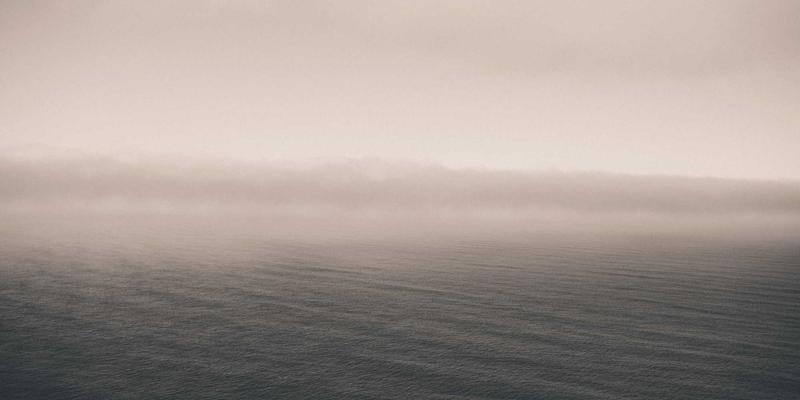 超越技术分析：用现金流折现模型精准评估成长股价值的实战策略与局限